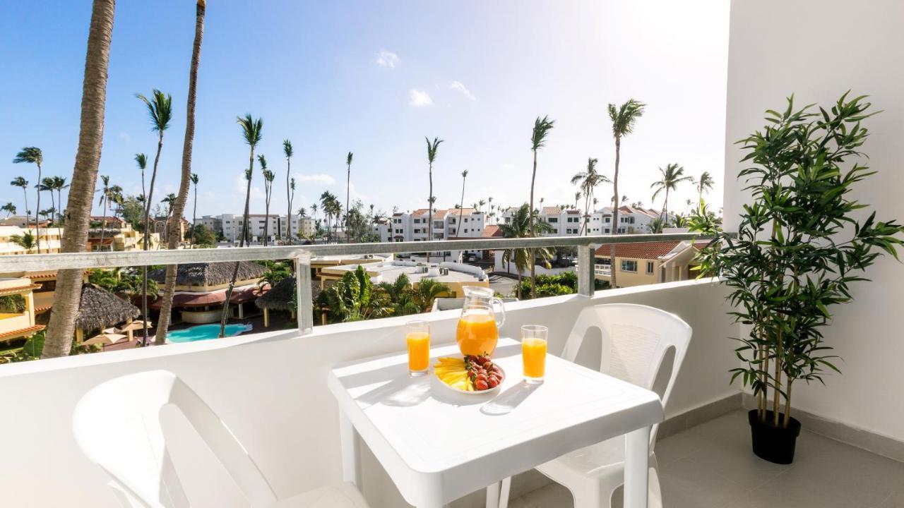 Ducassi Suites Rooftop Pool - Beach Club And Spa ปุนตากานา ภายนอก รูปภาพ