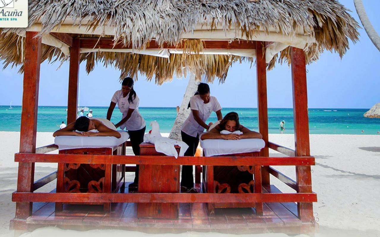 Ducassi Suites Rooftop Pool - Beach Club And Spa ปุนตากานา ภายนอก รูปภาพ